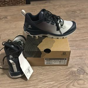 Salomon Vaya hiking shoes